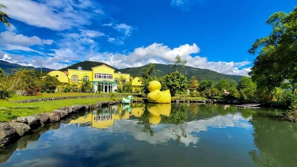 مبيت وإفطار رويسي 依比鴨鴨水岸會館 Ducking House المظهر الخارجي الصورة