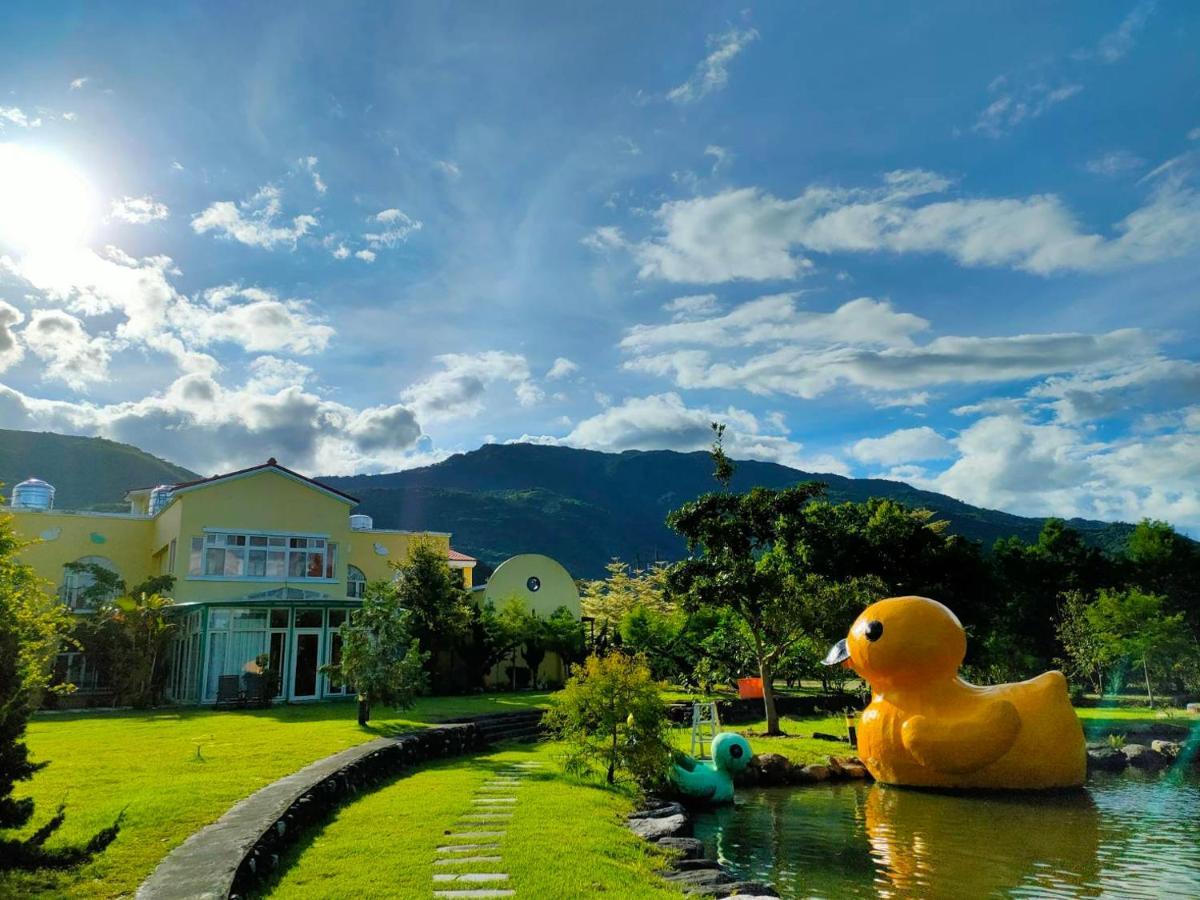 مبيت وإفطار رويسي 依比鴨鴨水岸會館 Ducking House المظهر الخارجي الصورة