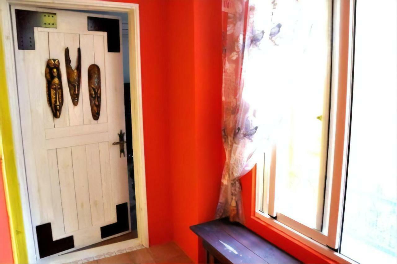 مبيت وإفطار رويسي 依比鴨鴨水岸會館 Ducking House المظهر الخارجي الصورة